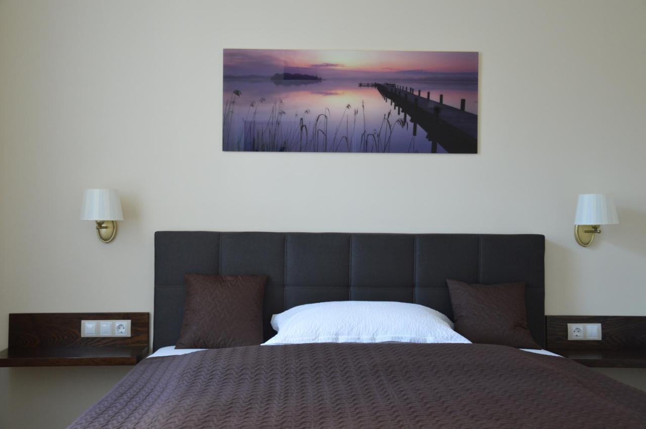 M2-Apartment Szombathely Buitenkant foto