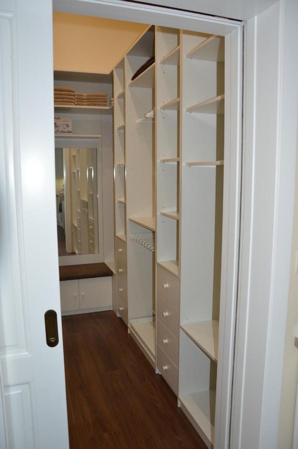 M2-Apartment Szombathely Buitenkant foto